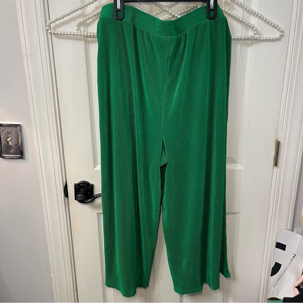New York & Company Emerald Pleated Trousers - Picture 5 of 6